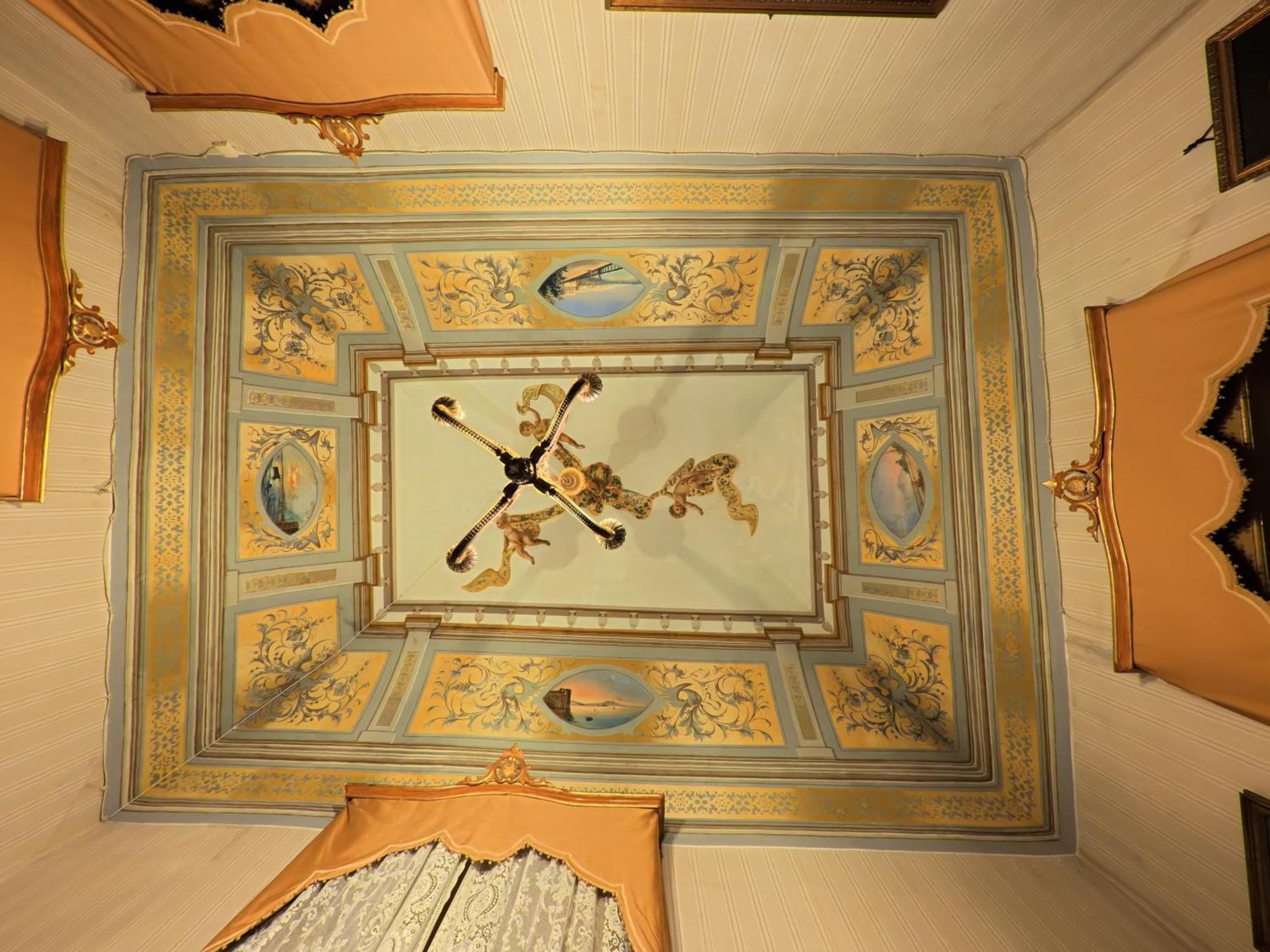 Palazzo Framarino Dei Malatesta - Noble Floor - XIV Century Giovinazzo Extérieur photo